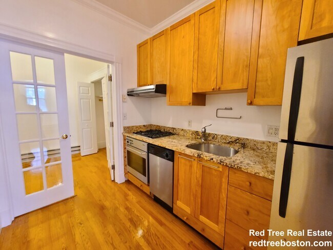 Photo - 88 W Cedar St Unit A