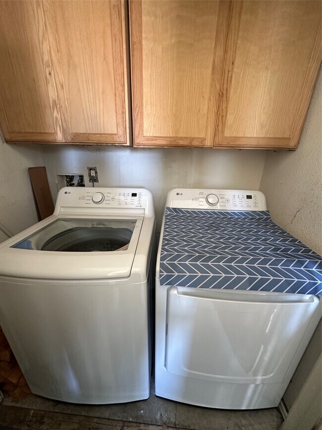 Photo - 250 El Dorado Blvd Unidad 150