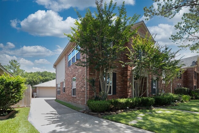 Photo - 20722 Fawnbrook Ct