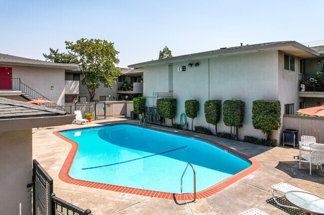 Photo - El Camino Patio