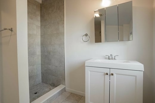 Photo - 92 Maple St Unidad 92 Maple Street