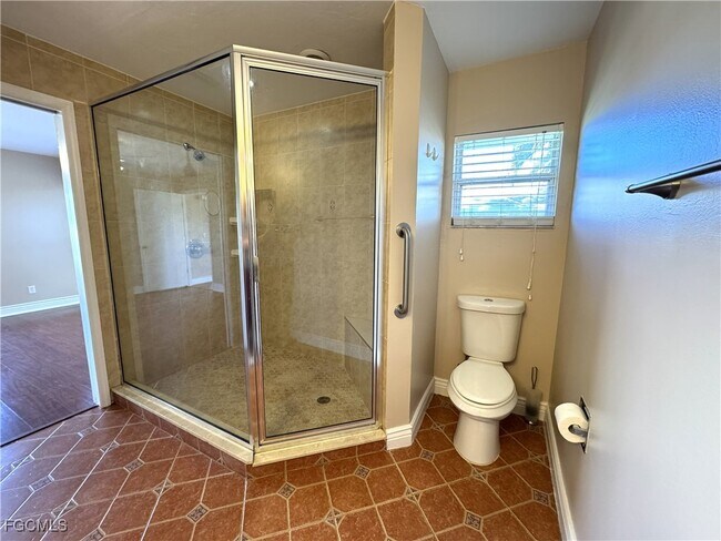 Photo - 2520 SW 11th Pl