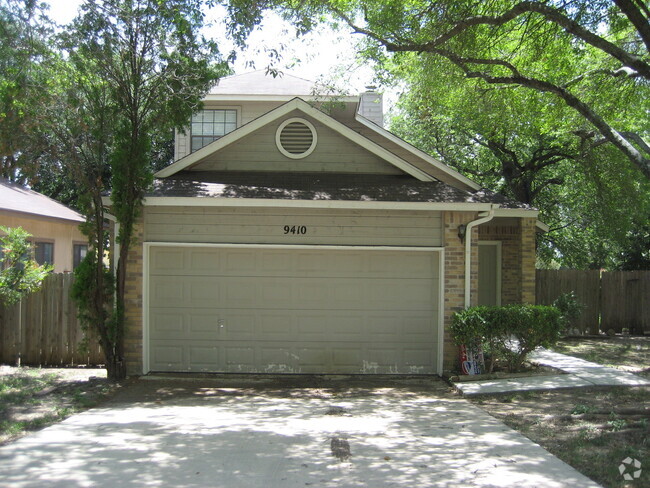 Building Photo - CUTE 3 BEDROOM IN NORTHSIDE ISD***GREAT FL... Rental