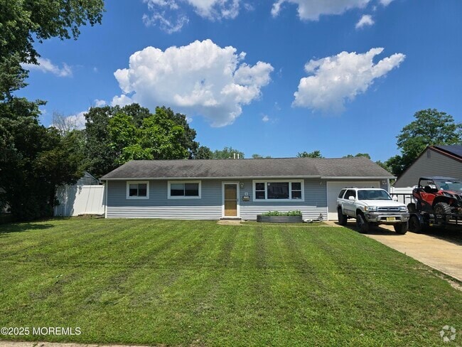 Building Photo - 10 Colgate Dr Rental