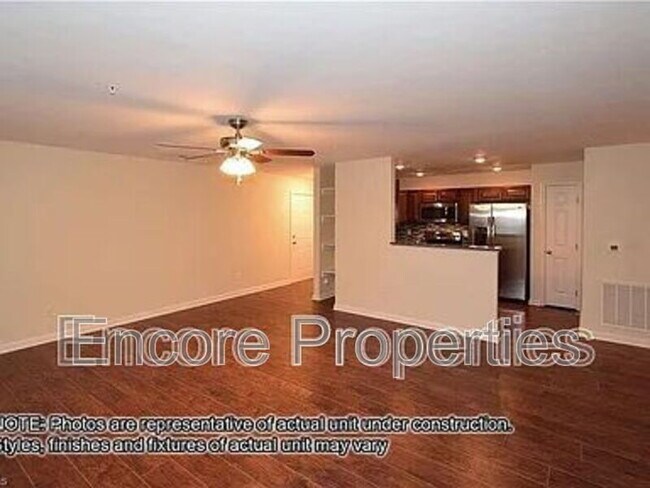 2608 Pennoak Way Unit H