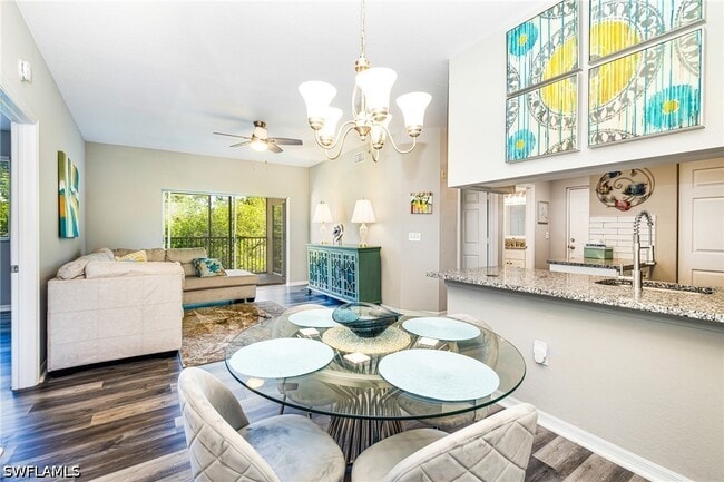 Building Photo - 6361 Aragon Way Unit 303