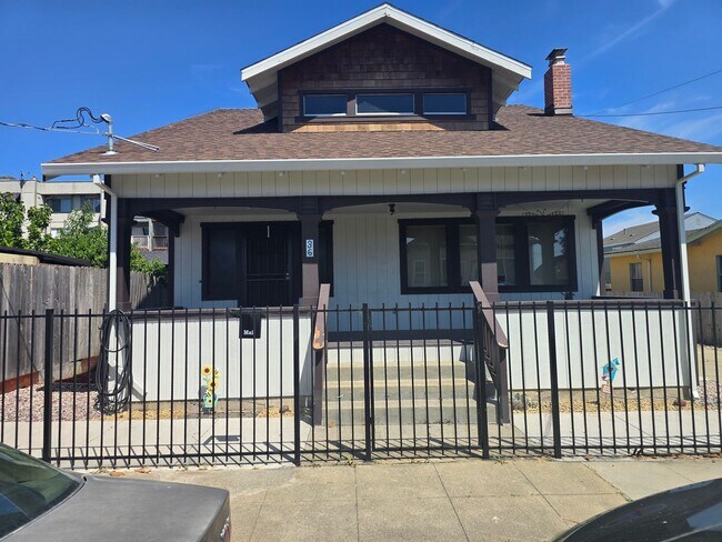 Photo - Beautiful Upgraded Single Story Home