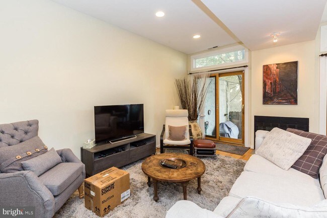 Photo - 705 S 20th St Unit A