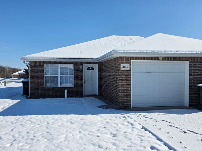 Building Photo - 1109 Kimmy Ln Unit 1109 Kimmy Ln A