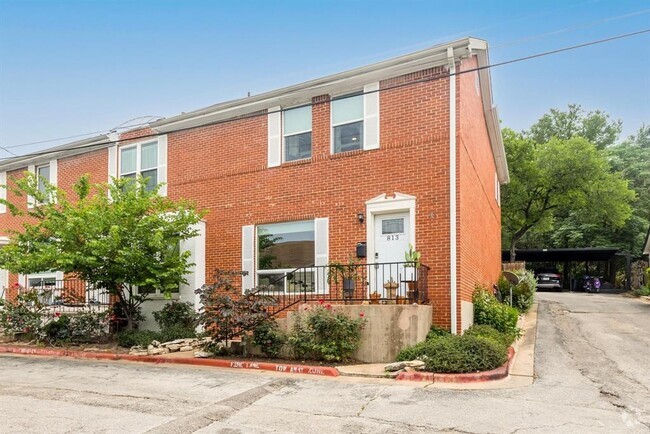 Building Photo - 813 E Oltorf St Rental