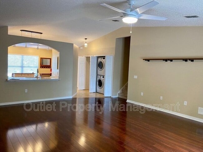 Photo - 1437 Dandelion Dr