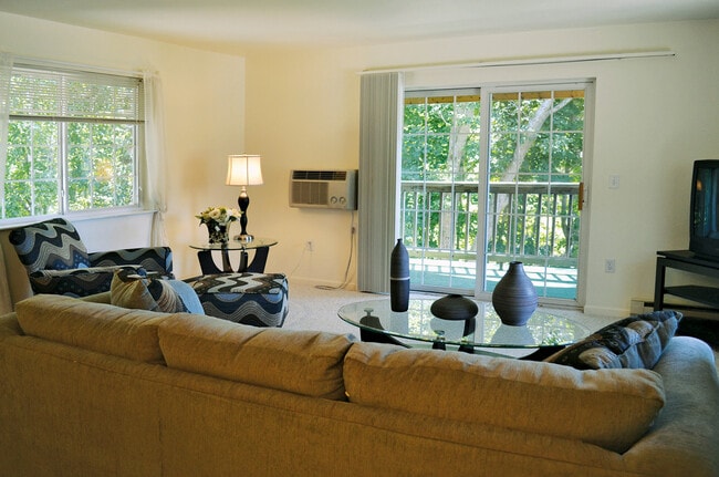 Big Hill Regency House