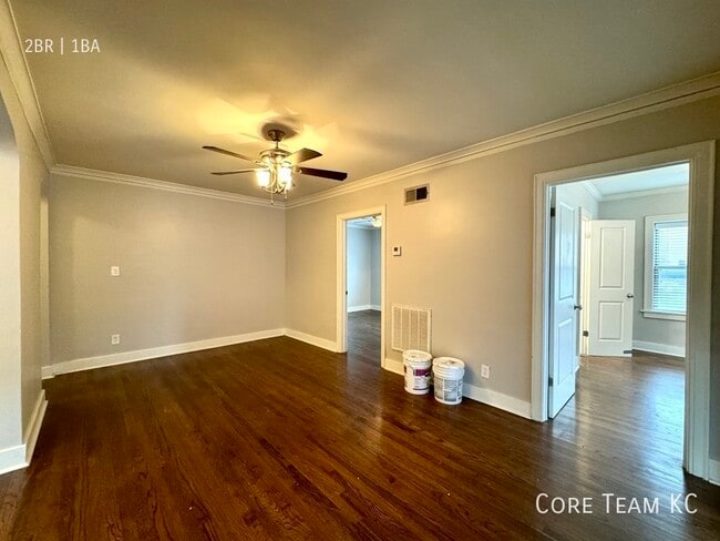 Photo - 710 W 48th St Unit 205