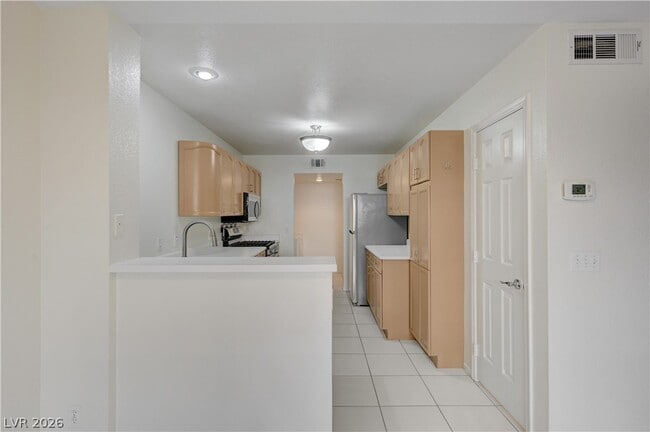 Photo - 8039 Teresita Ave