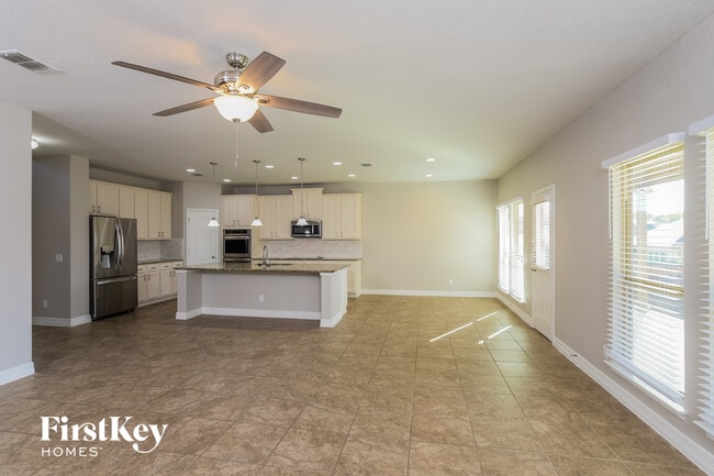 Photo - 3120 Half Moon Dr