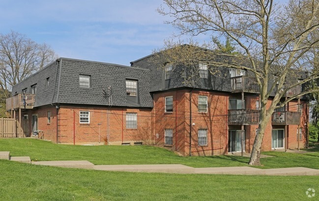 Olde Towne Apartments - Olde Towne Apartments
