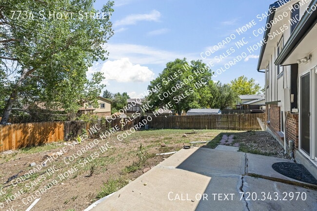 7734 S Hoyt St