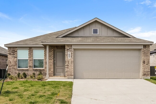 Building Photo - 1607 Sparrow Hawk Rd