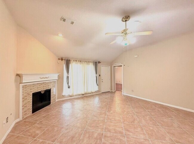 Photo - 8514 Spotslyvania Ln