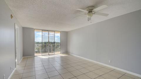 Photo - 500 Executive Center Dr Unit 5-A