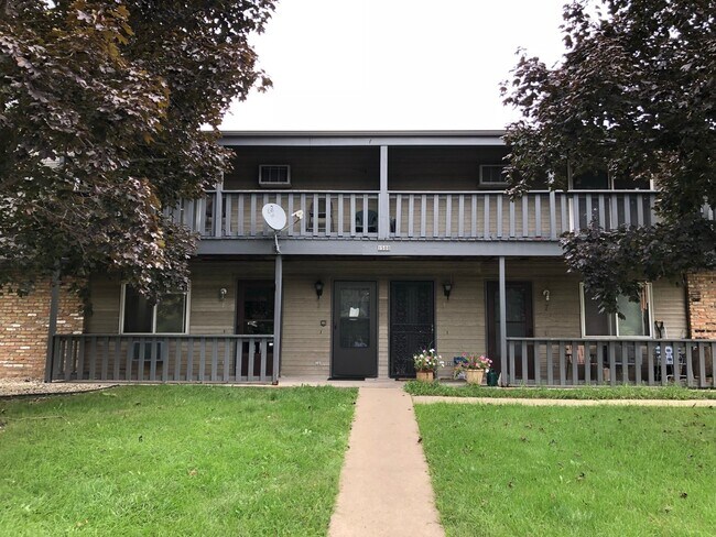 Photo - Orchard Apartments