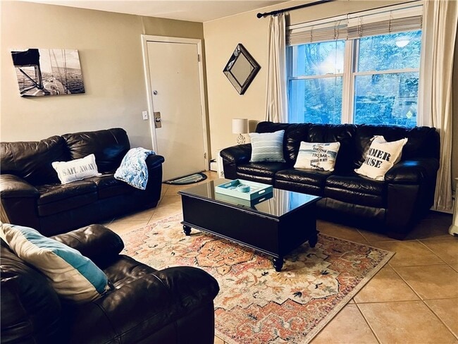 Photo - 70 Carroll Ave