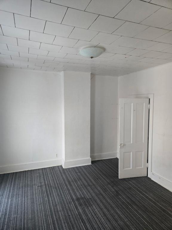 Photo - 538 W Broadway St Unidad 538 W Broadway