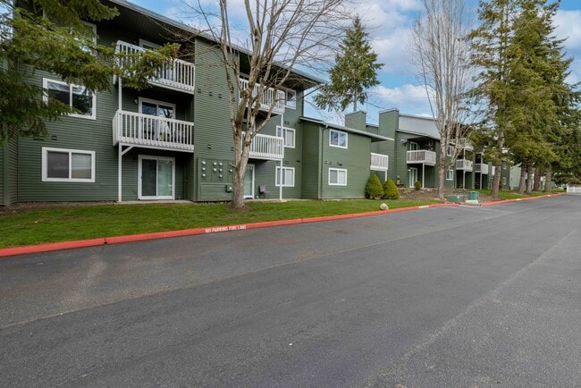 Photo - Evergreen Grove Apartamentos