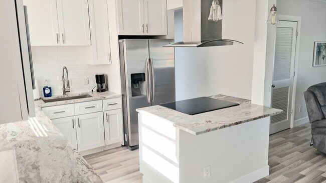 Photo - 534 NW 5th St