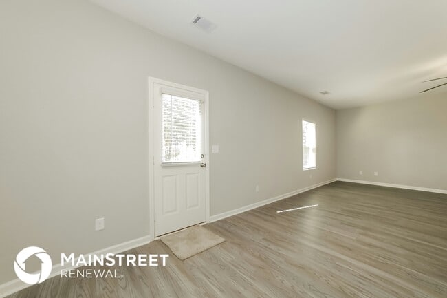 Photo - 531 Firethorn Ct