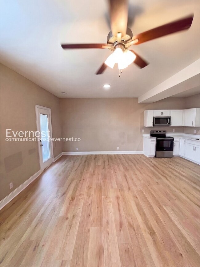 Photo - 3385 Polly Dr