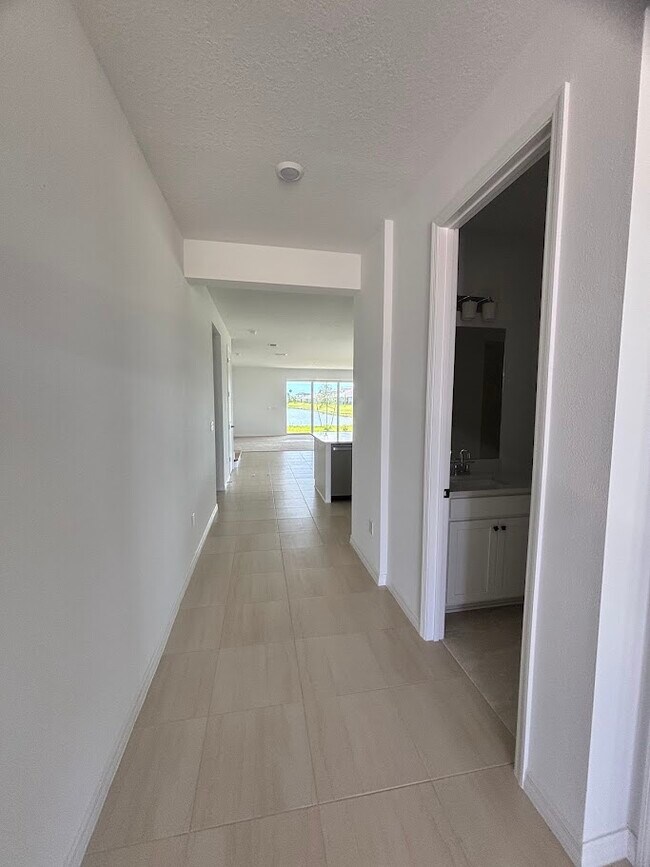 Photo - 9323 Lorenzo Wy