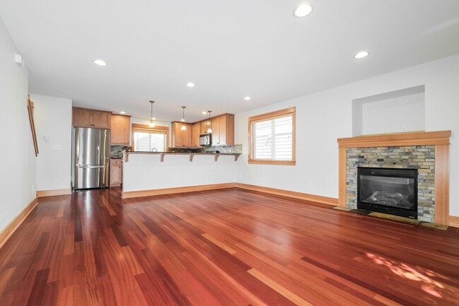 Photo - Bright and Spacious Residence with Vaulted Ceilings and Garage