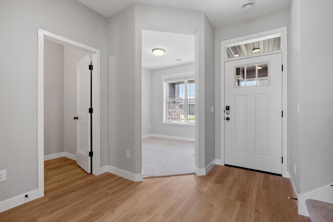 Photo - 10410 Robinwood Rd