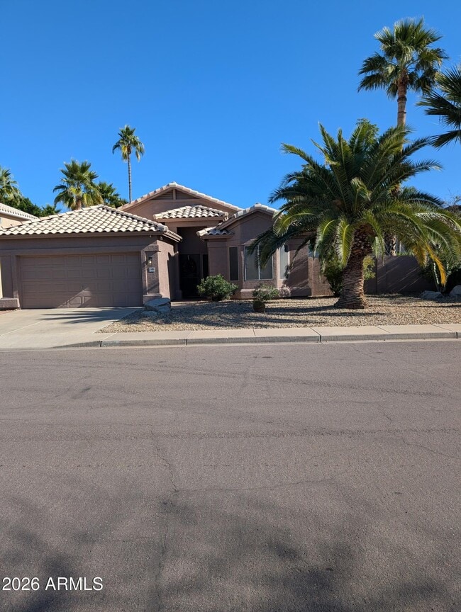 Building Photo - 15801 N 11th Ave