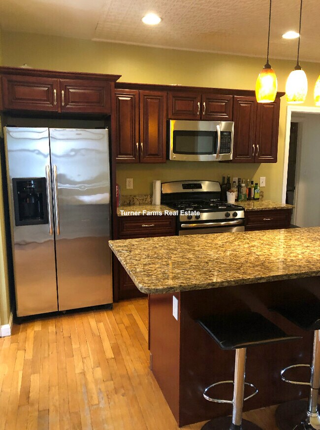 Photo - 79 Lyman Ave