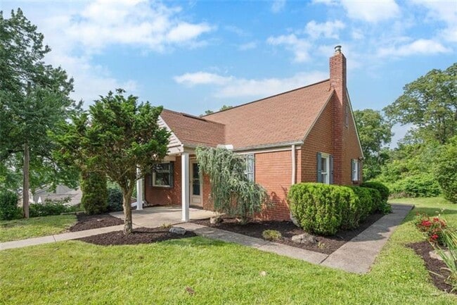 Building Photo - Cozy Cape Cod Charm with a Big Backyard in... Rental