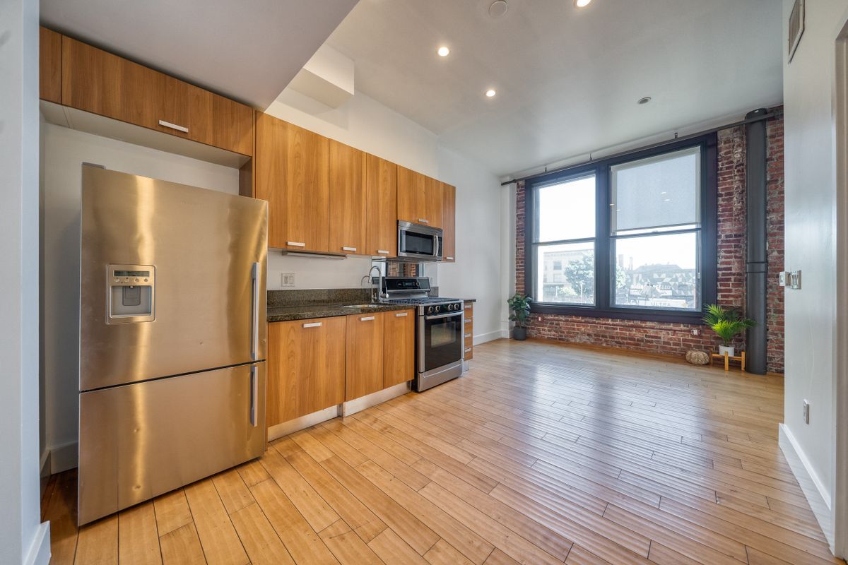 Photo - 460 S Spring St Unit 206