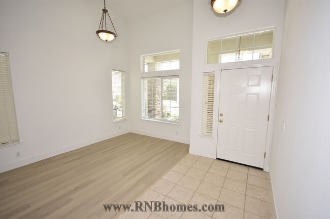 Photo - 1783 Cadfael St
