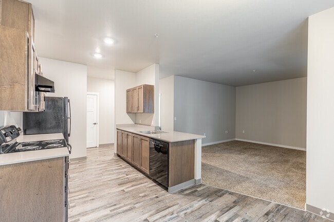 2BR, 2BA - 970SF - Trail Crossing Apartment Homes
