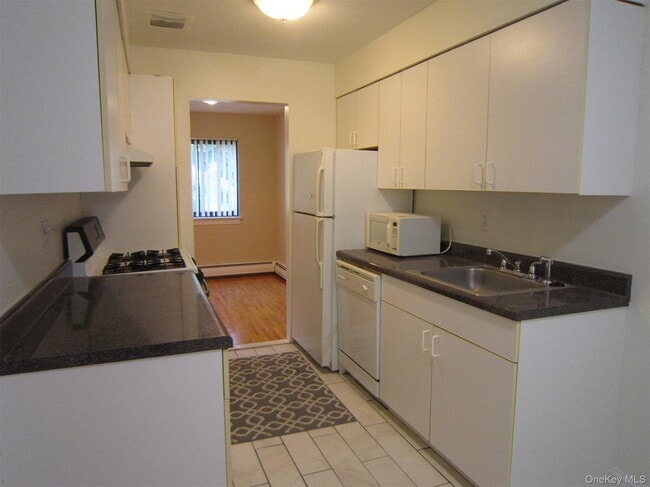 Photo - 14 Charles Ln Unit 1B