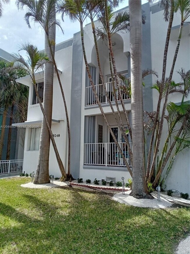 9248 Collins Ave Unit 205