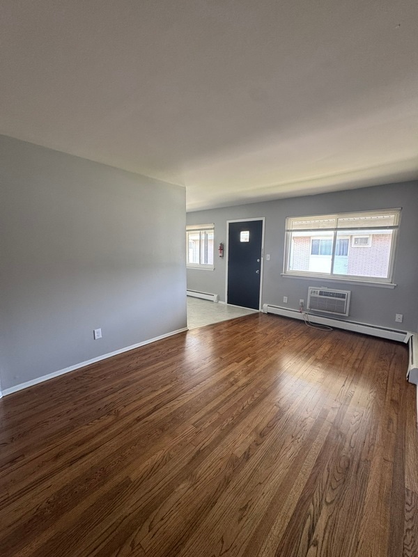 Photo - 580 Harrison Blvd