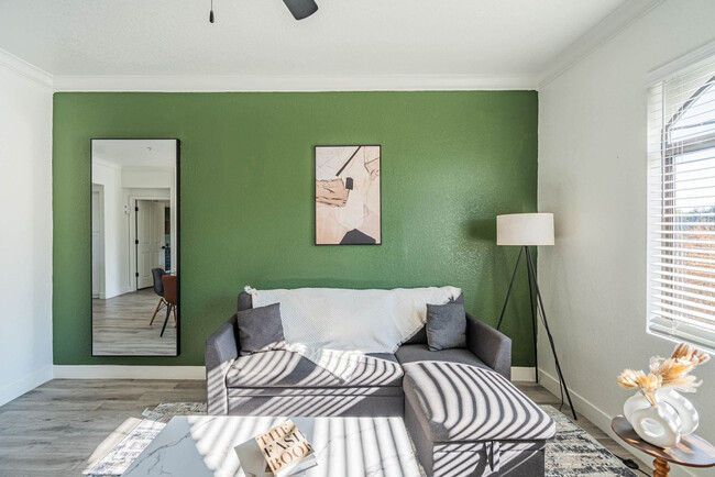 Photo - 2155 S 55th St Unidad ID1386548P