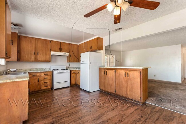 Photo - 17430 Cottrell Blvd