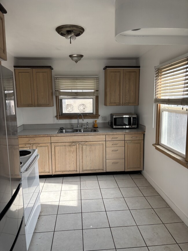 Photo - 622 Willard Ave