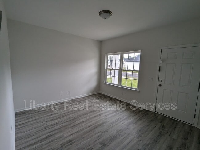 Photo - 114 Alcove Ct