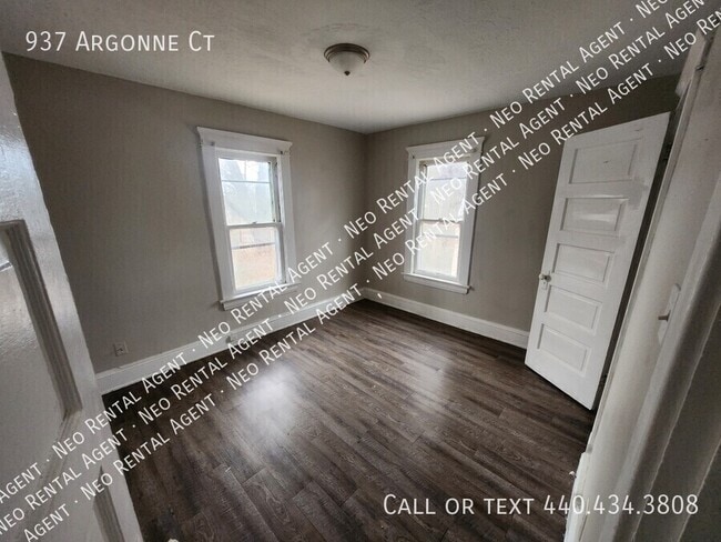 Photo - 937 Argonne Ct