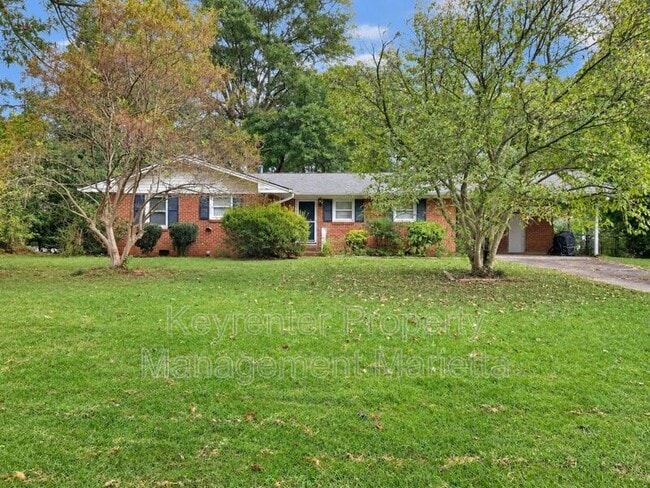 3230 Lamar Cir SE