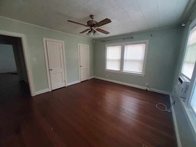 Photo - 4309 Ave N Ursuline St